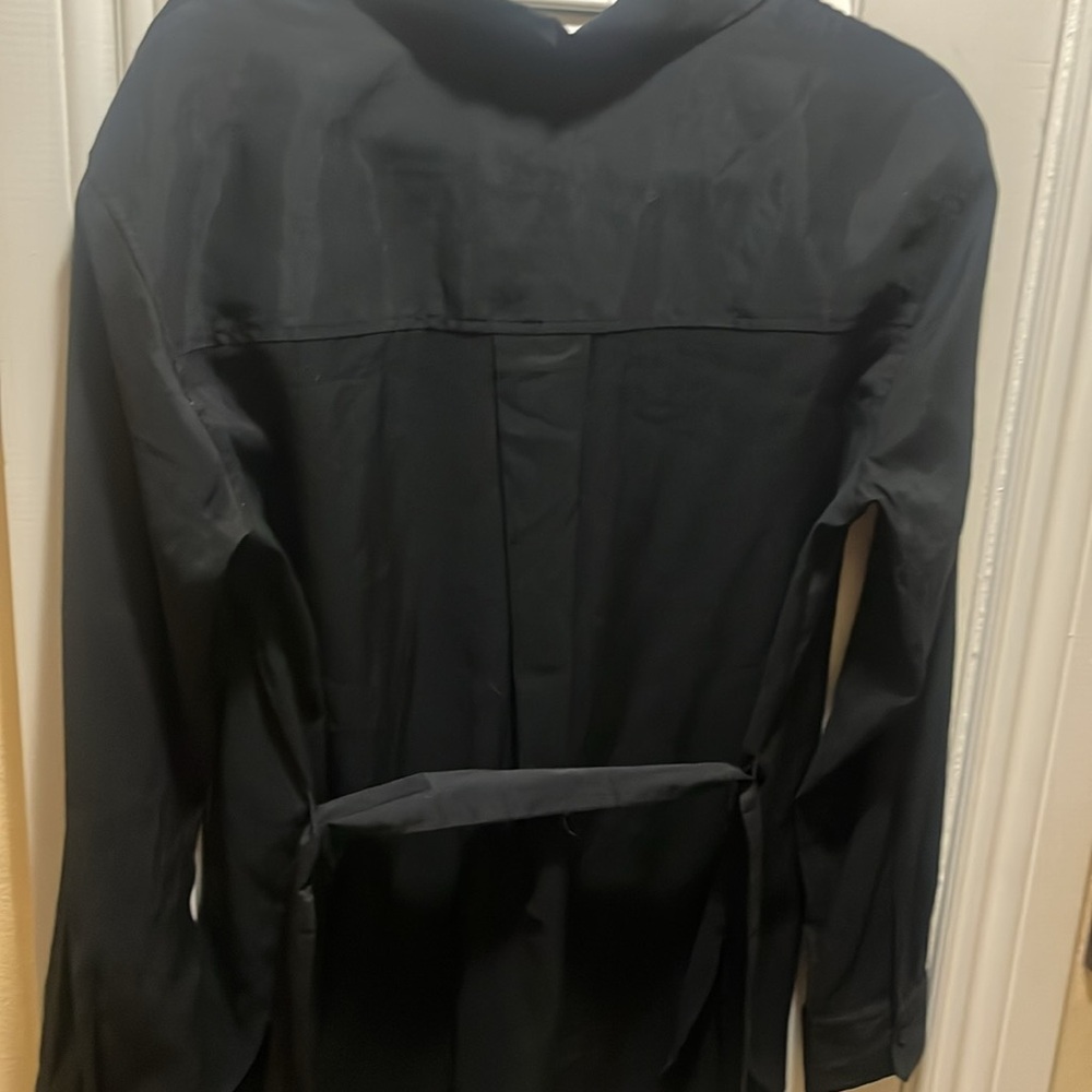 NWT L Banana Republic Black Button-Up Top belted shirt - Picture 7 of 9
